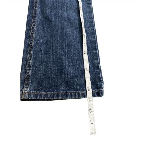 L.L. Bean Women's Blue Dark Wash Mid Rise Denim Boot Cut Jeans Size 4 - Picture 3 of 6